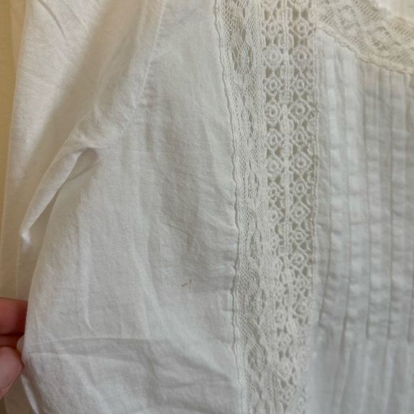 NWT Loft Lace Trim Pintucked Blouse Size XS - Picture 7 of 10